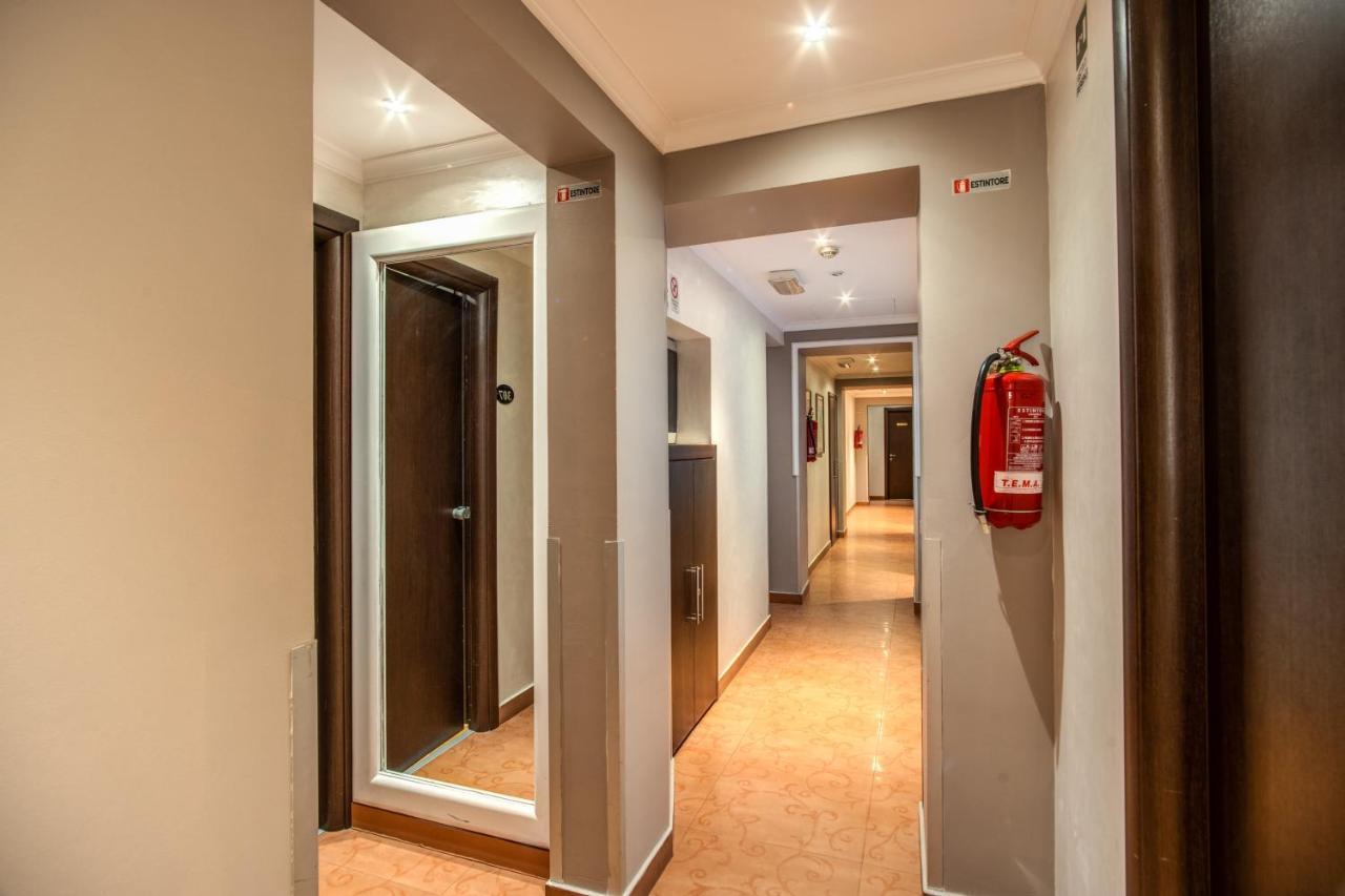 Hotel Everest Inn Řím Exteriér fotografie